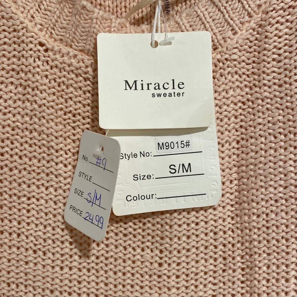 PRETTY IN PINK!!  NWT Miracle womens crew neck sweater with cut out sleeves. - Picture 3 of 7